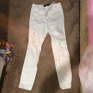 White hollister jeans